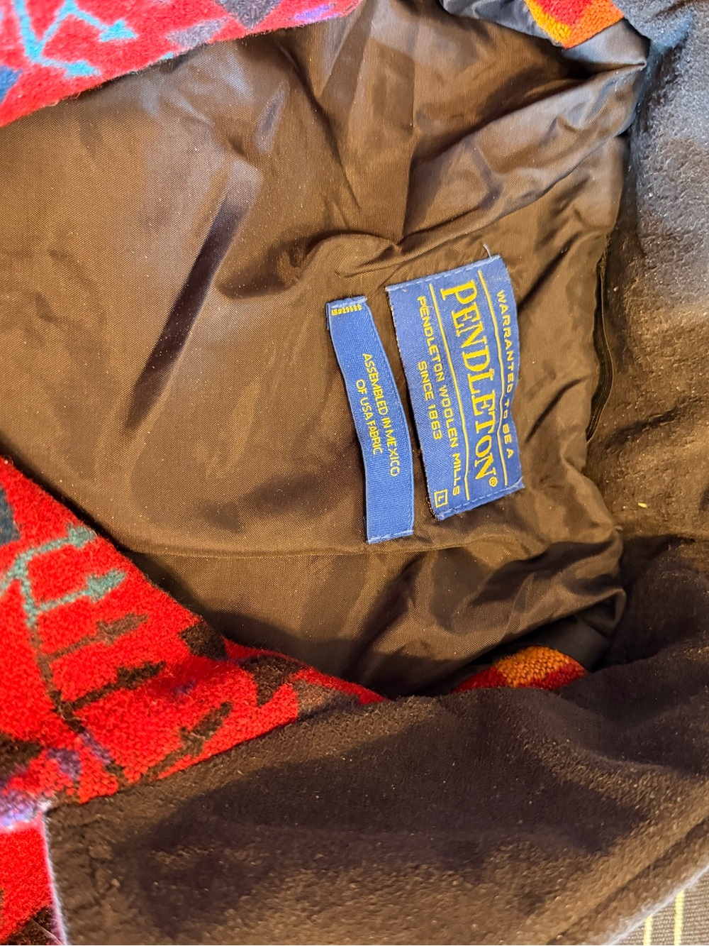 Red Aztec Print wool Jacket - Picture 3 of 4
